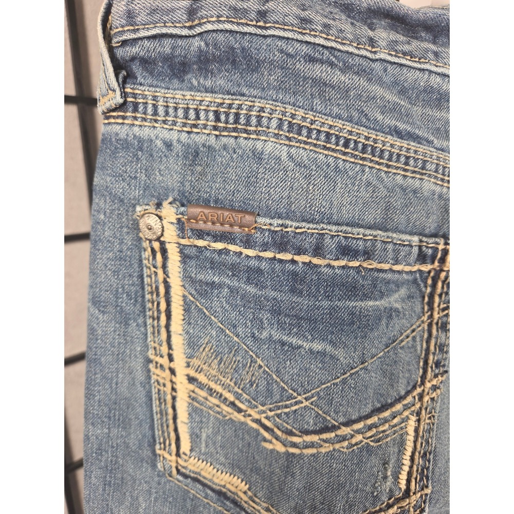 Ariat M5 Straight Fit Straight Leg Jeans Mens 35x36 Medium Wash Denim Western - Picture 6 of 8